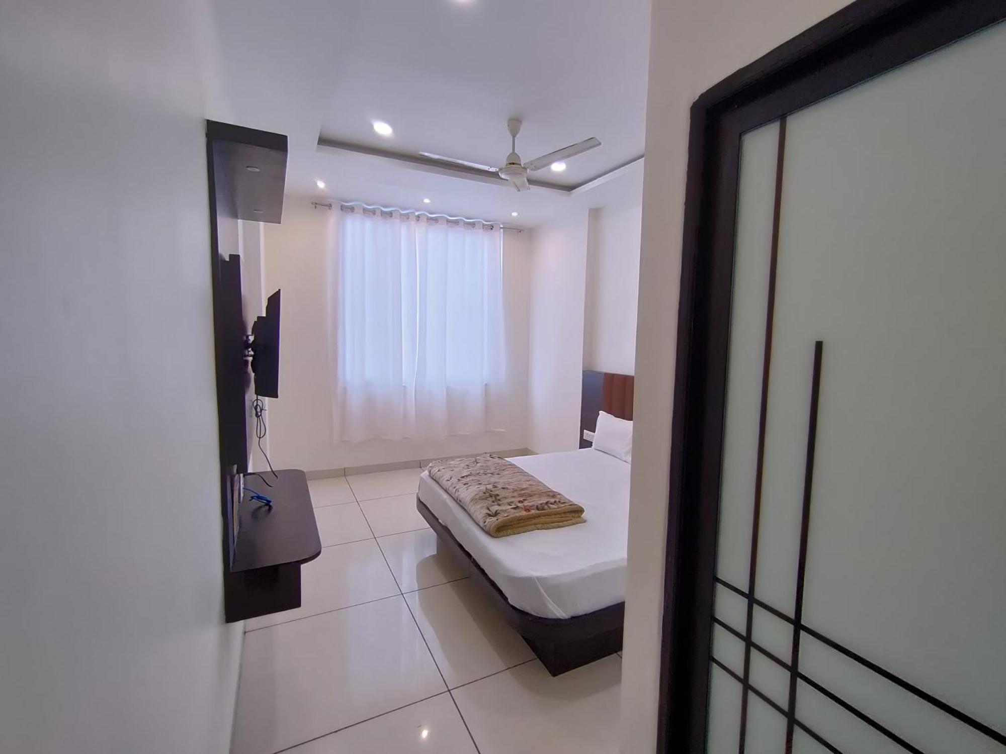 Hotel Jyoti Shree Ujjain Extérieur photo