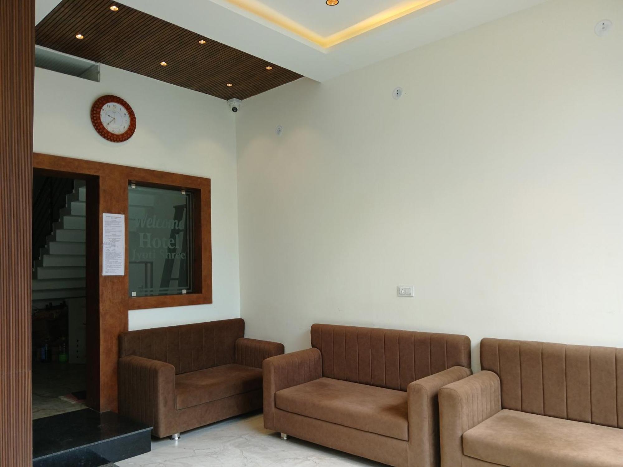 Hotel Jyoti Shree Ujjain Extérieur photo